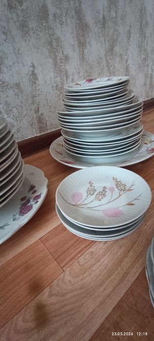 Тарелки разнородный микс.