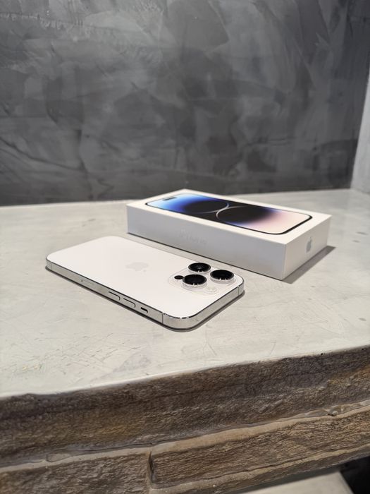 КАТО ЧИСТО НОВ Iphone 14 Pro White