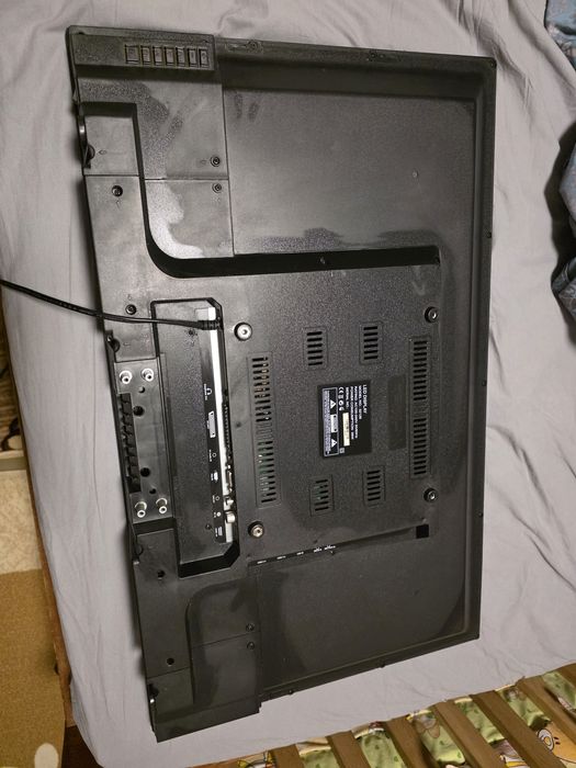 Телевизор Crown 32"