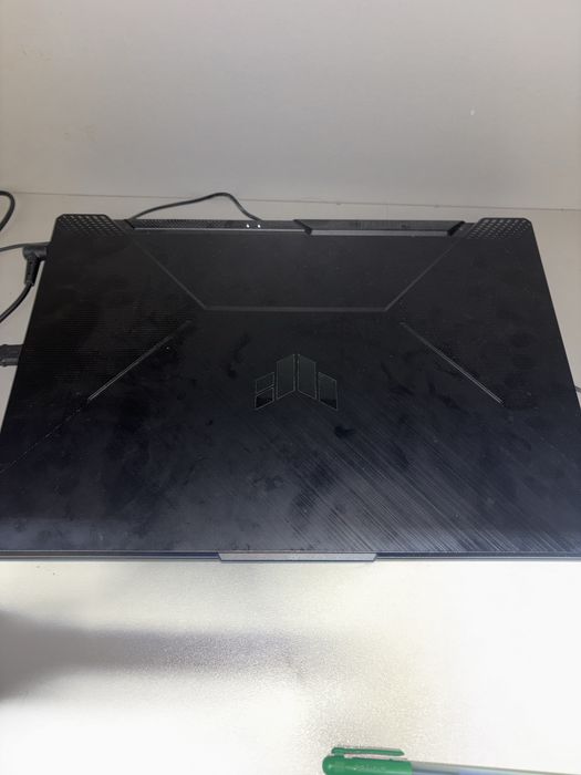 ASUS с гарантиям