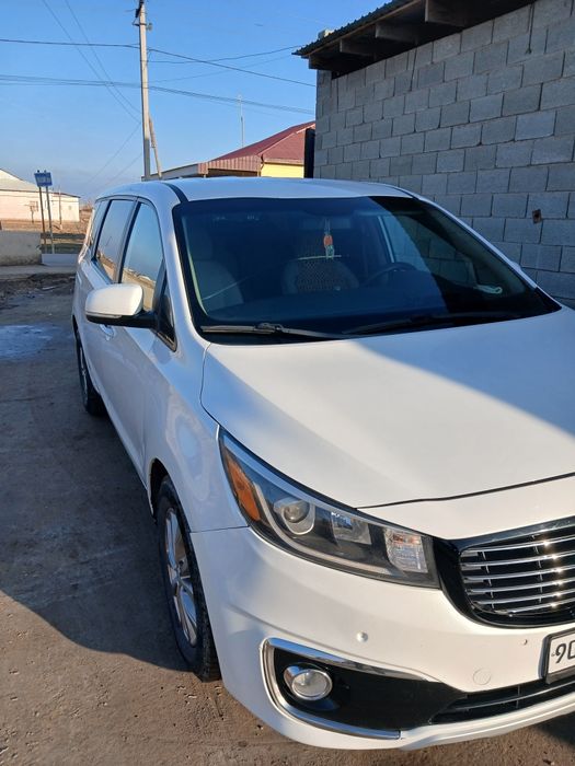 Kia sedona 2019 srochna sotiladi