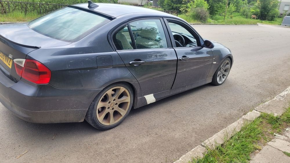 Bmw e90 320d 163 на части