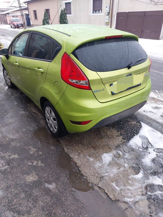 Vând Ford Fiesta 1.6 tdci