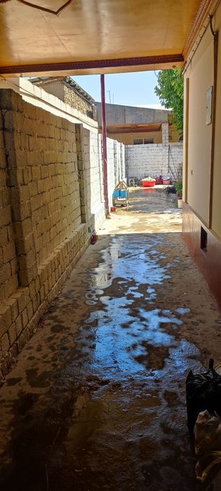 Zangiota ziyoratgohi yaqinida joylashgan