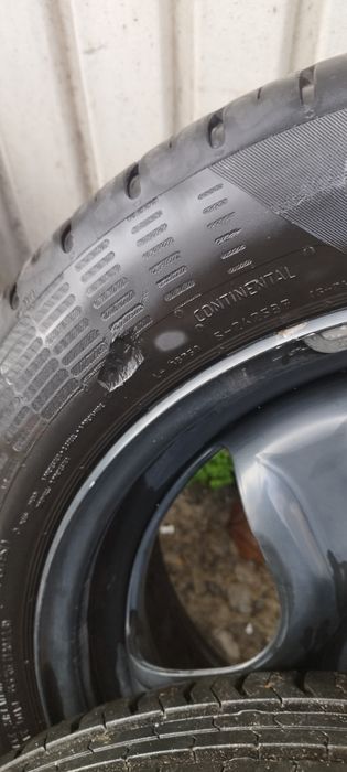 Продавам 4 броя джанти с гуми 16ски за Дачия