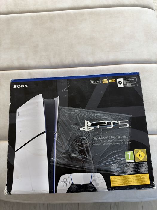 Ps5 slim digital E-chassis cu un controller 825GB