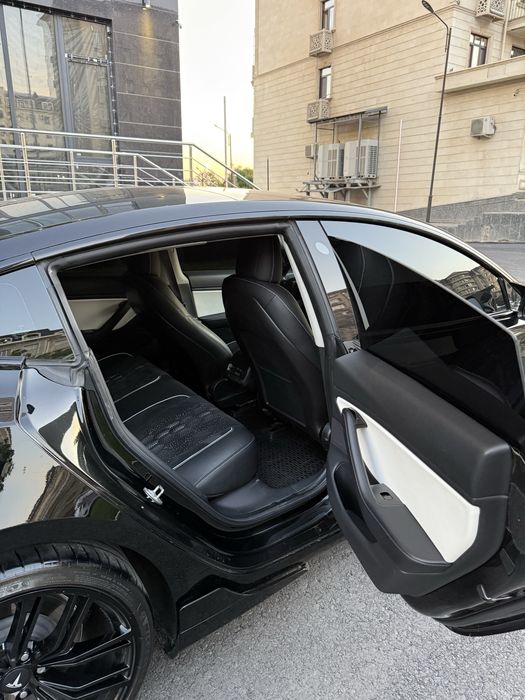 Tesla Model 3 Dual Motor Brabus Tuning