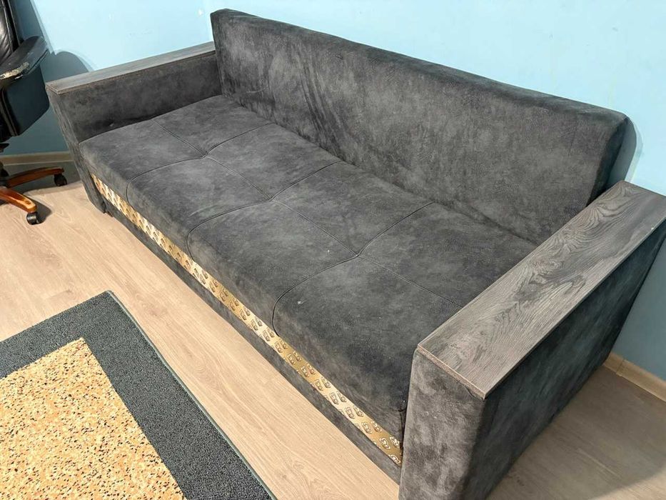 Продам в хорошем состоянии диван раскладной