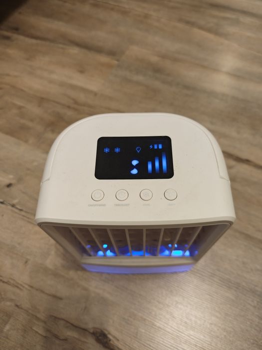 Mini aer condiționat cu apă