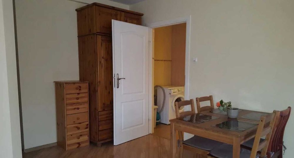 Дава се под наем Едностаен апартамент в Пловдив, Кършияка - 40 кв.м за 219.3 € - Снимка #1