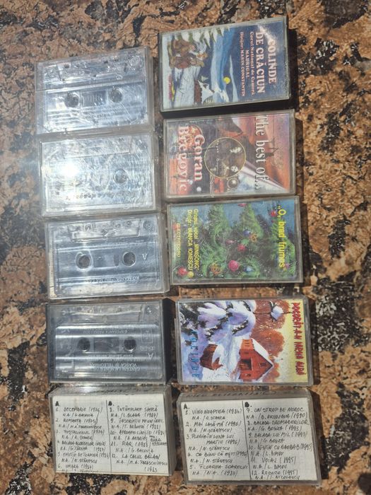 Vând Lot 10 caseta audio originale muzica mixta  Romanesca usoara & Colinde de  Craciun