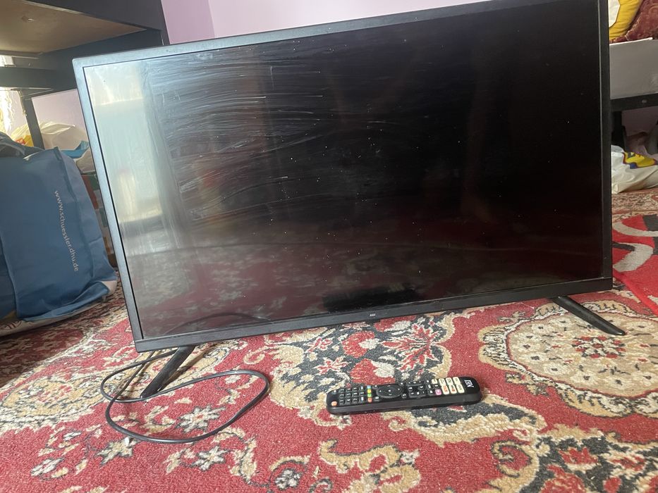 Vand televizor smart