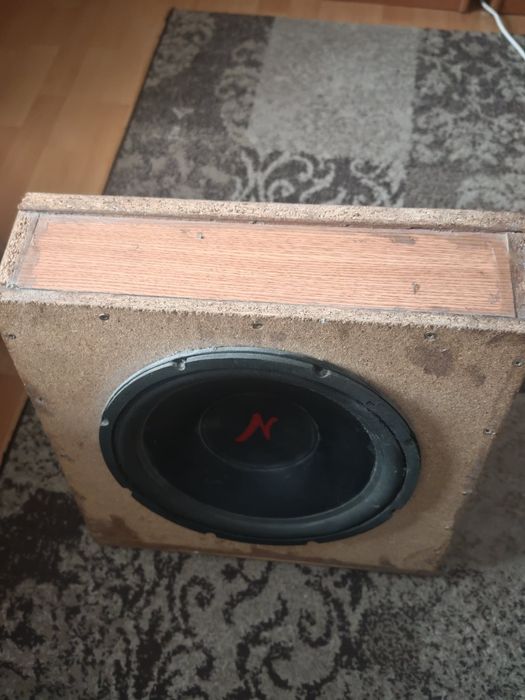 Subwoofer auto slim