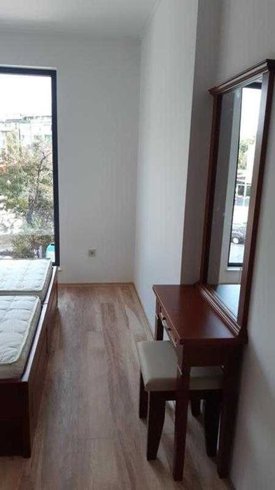 Двустаен имот в кв.Витоша