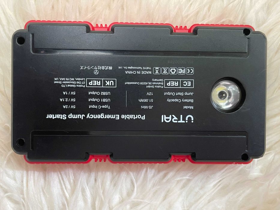 Redresor Baterie Auto  UTRAI JS-Mini Jump Starter 12V/1000A Germany