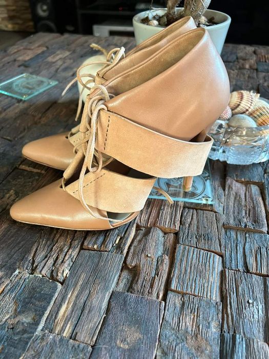 Alexander Wang шик в цвят nude