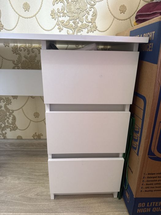 Кішкентай комод.