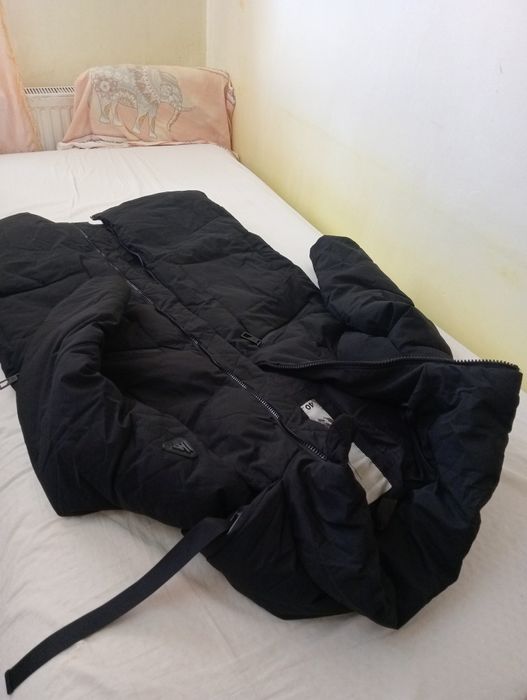 Vând haine dama groase 180 lei