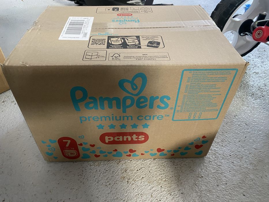 Pampers Premium Care Pants, mărimea 7 (15+ kg)
