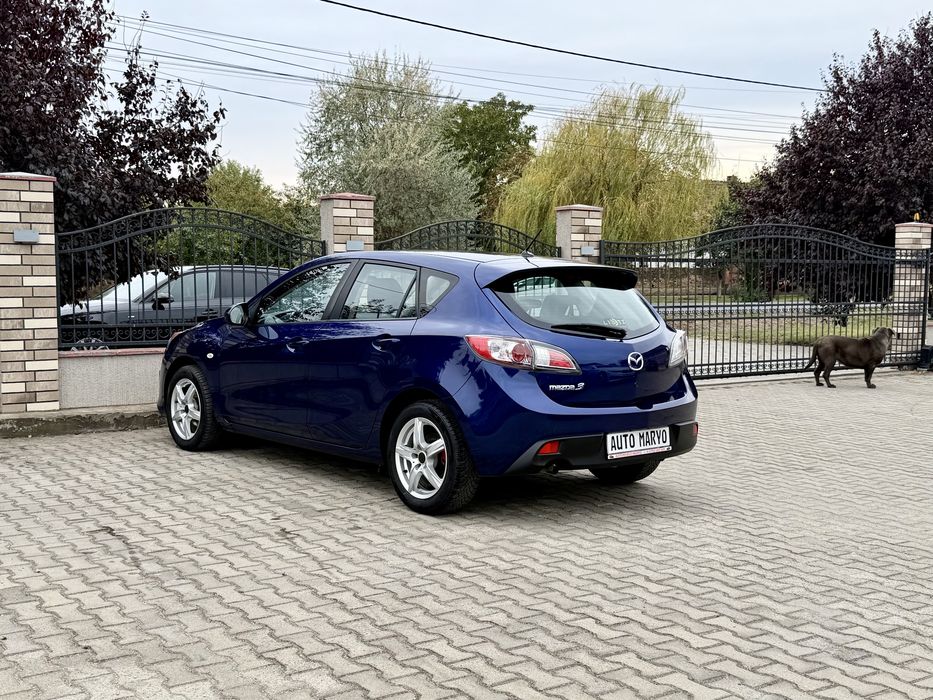 Mazda 3 2010 benzină, 3.999 € — imagine 4