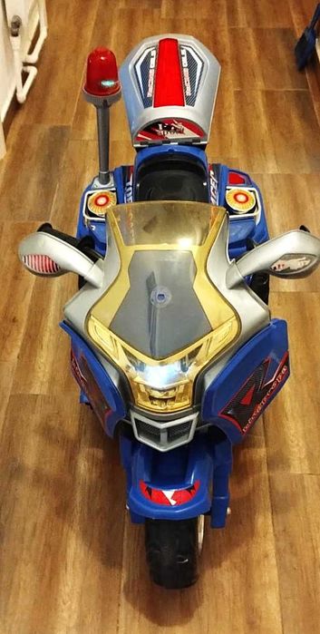 Motocicleta electrica cu 3 roti  pentru copii 2-5 ani