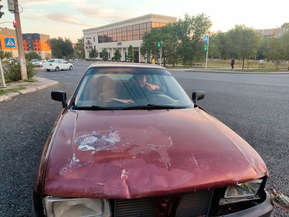 Запчасти на Ауди 80 бочка Б3