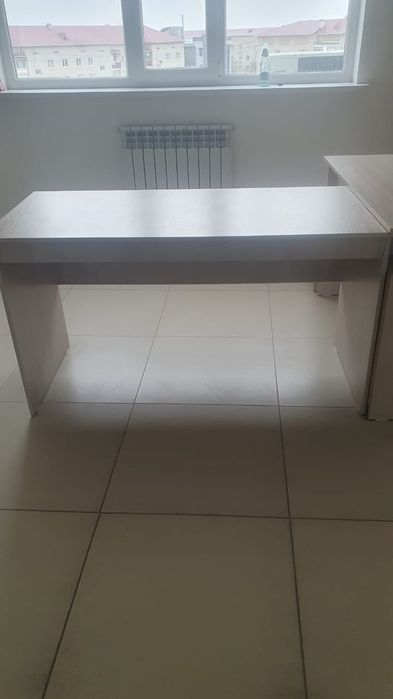 Продаётся офисный шкаф с столом