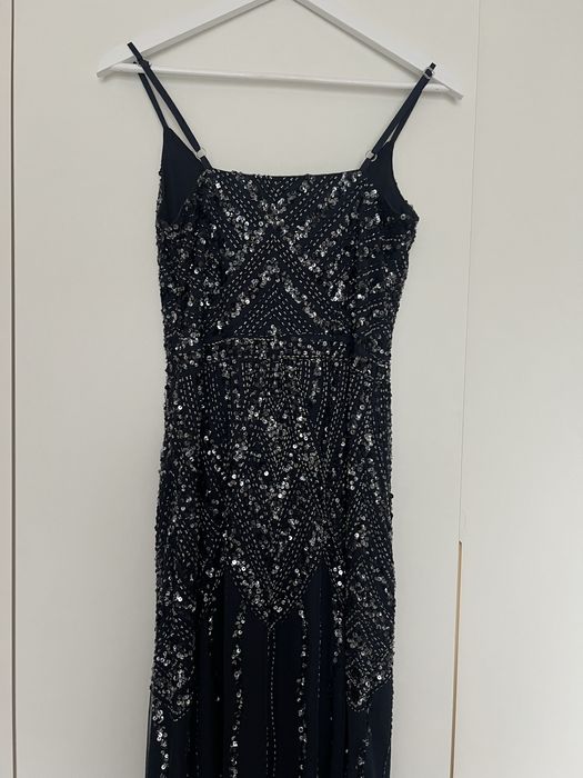 Тъмно синя рокля Lace & Beads