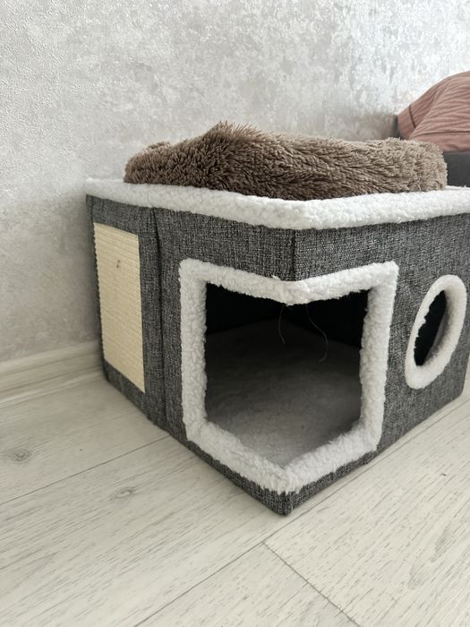 Продам домик для кота