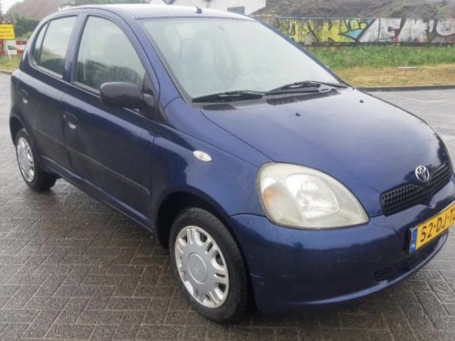 Toyota yaris 1.0 i vvti на части