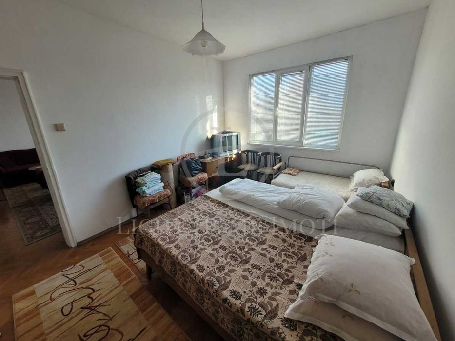 Продава се Тристаен апартамент в Пловдив, Кючук Париж - 85 кв.м за 720 €/кв.м - Снимка #5