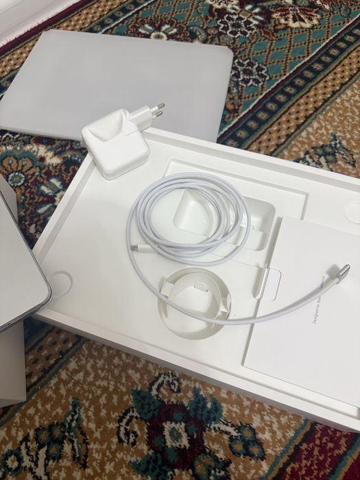 MacBook Air M4 16/256