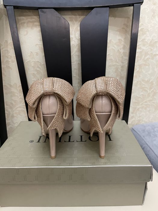 Туфли женские 35 размер