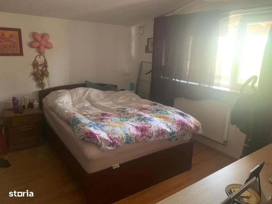 Vand casa Domnești