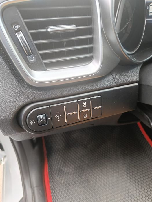 Продам Kia Ceed в идеальном состоянии!