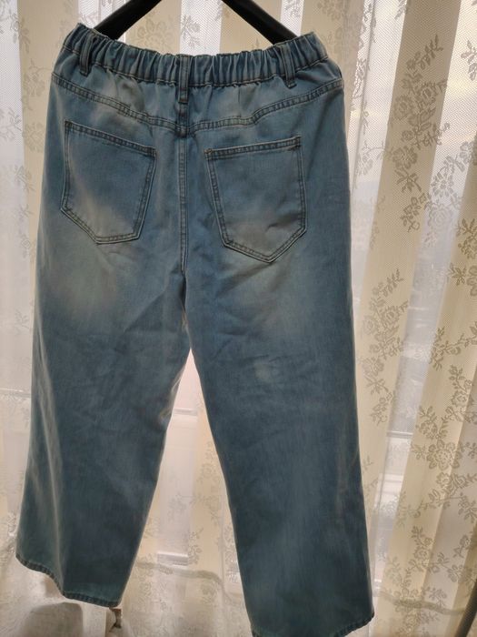 Продавам дамски дънки