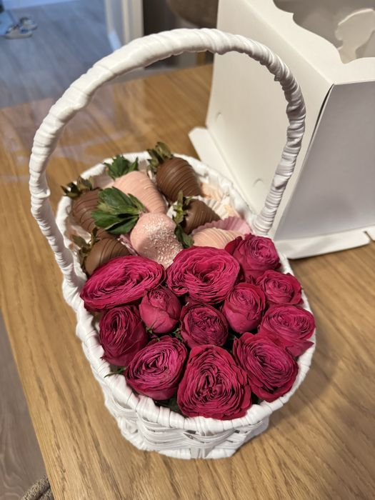 Продам корзину подарка