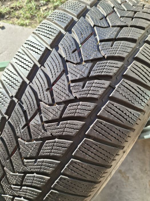 2 Anvelope de iarnă  235 55 r19 Dunlop
