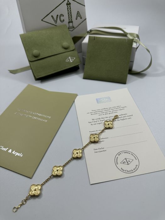Brățară Van Cleef & Arpels 5 motifs Gold 750 Frozen