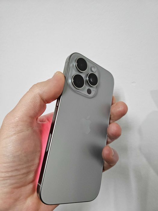 Iphone 16 Pro, 128 Gb, neverlock, 93% bateria.. Iasi • OLX.ro