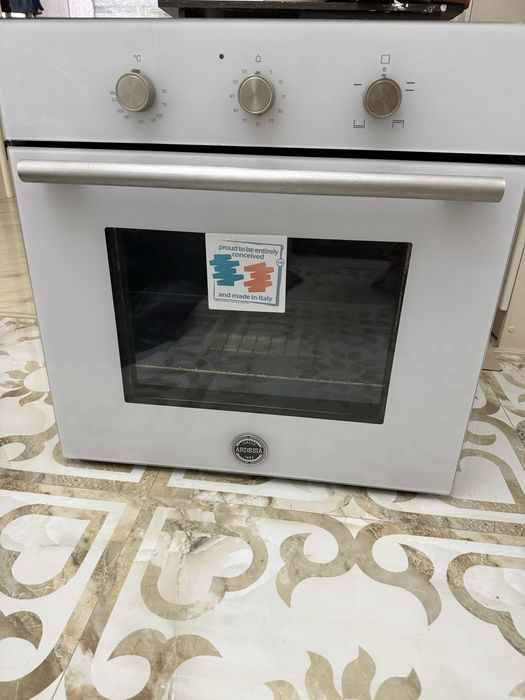 Индукционная плита Electrolux