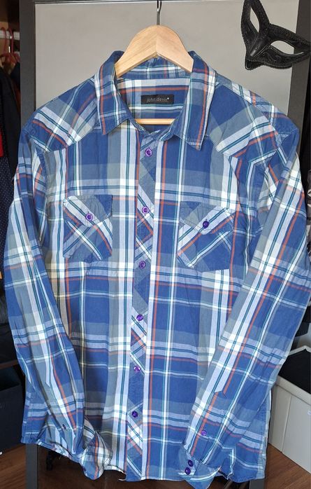 Vând cămașă casual pentru băiat/bărbat, cu dungi, mărimea L (42-44]