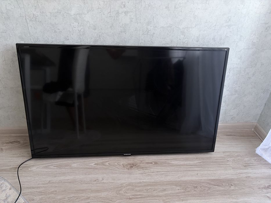 Телевизор самсунг