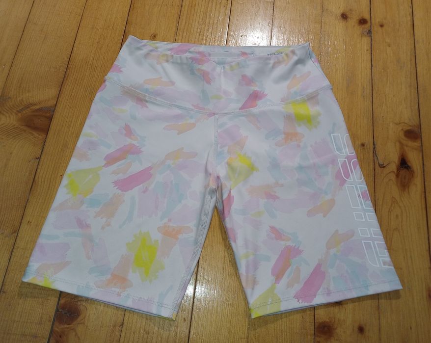 Къс светъл клин Guess