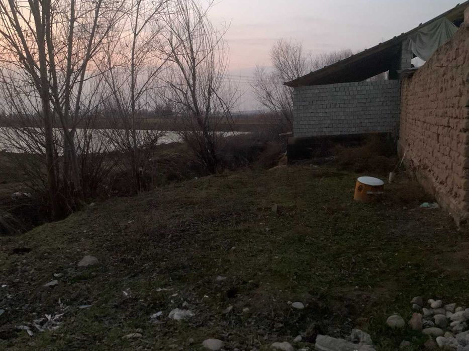 Ассалому алайкум участка сотилади келес тумани А,навоий хужатлари бор