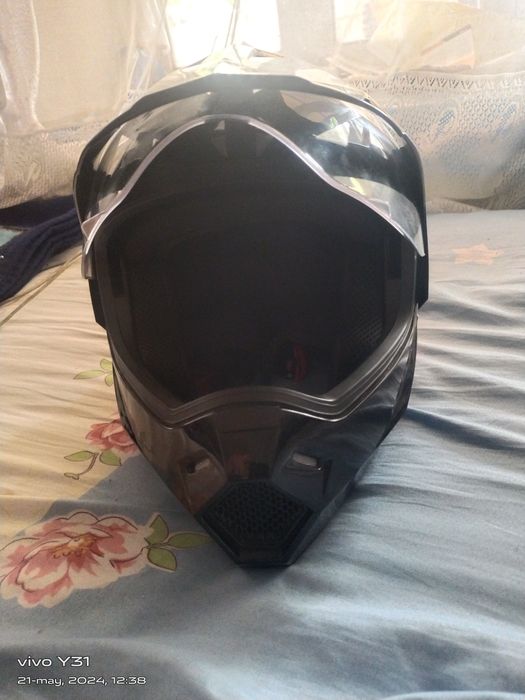 Xtrimal moto shlem bunaqasi juda kam deyarli uzda yoʻq chetelniki