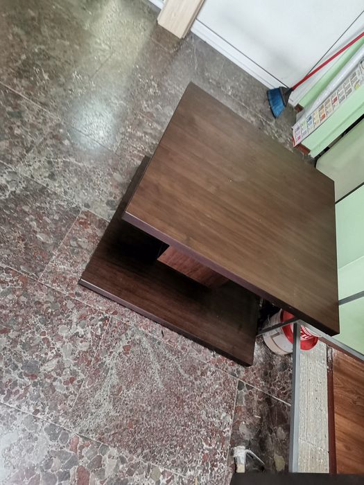 Кухненска, и холна маса