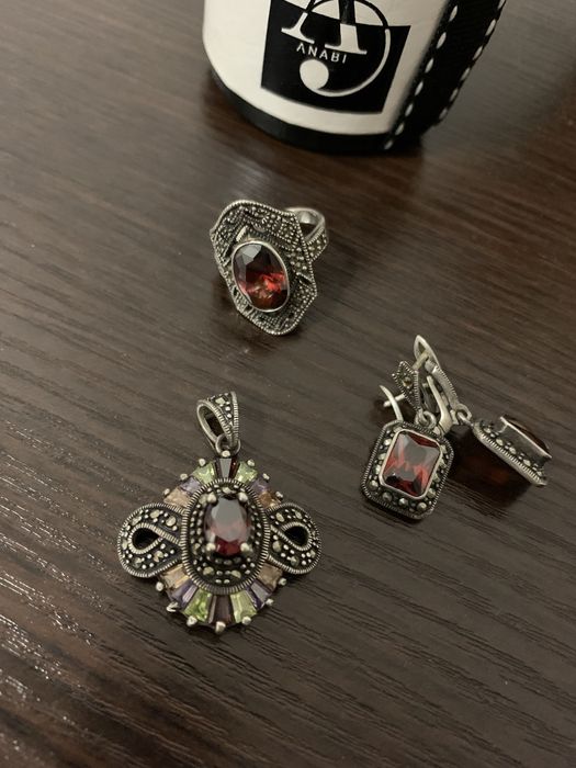 Серебряный набор