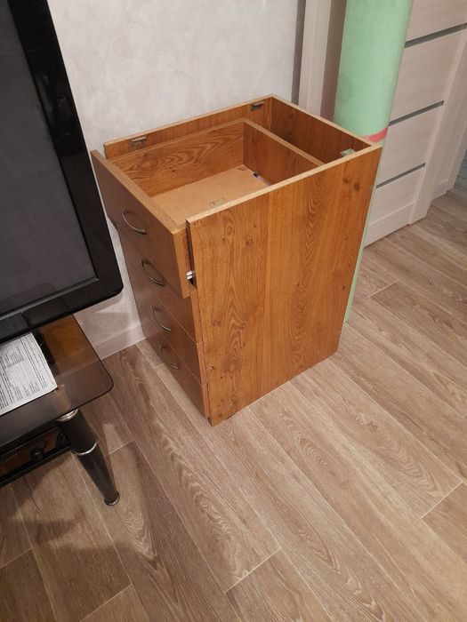 Столы офисные 2 шт.