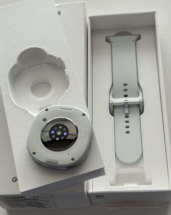Samsung Galaxy Watch 8 44 mm, nou!